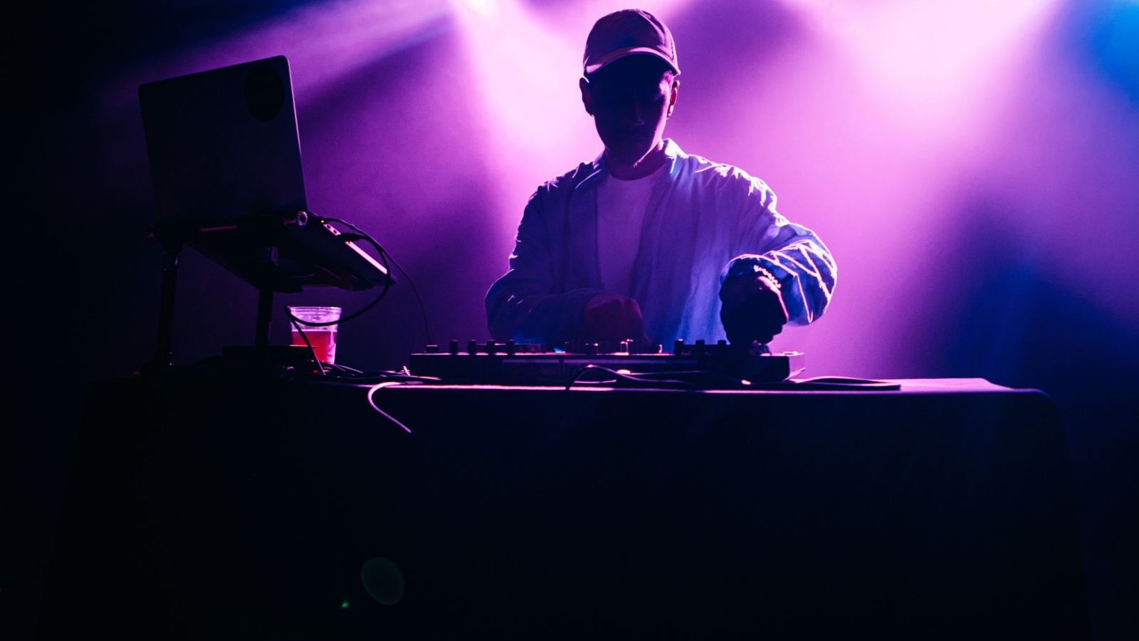 dj - dobry event